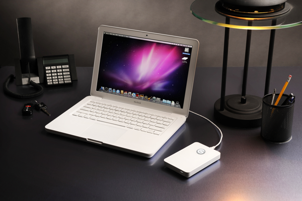 Hitachi G-Drive Mobile USB with Mac