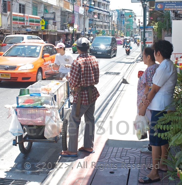 Thonburi side