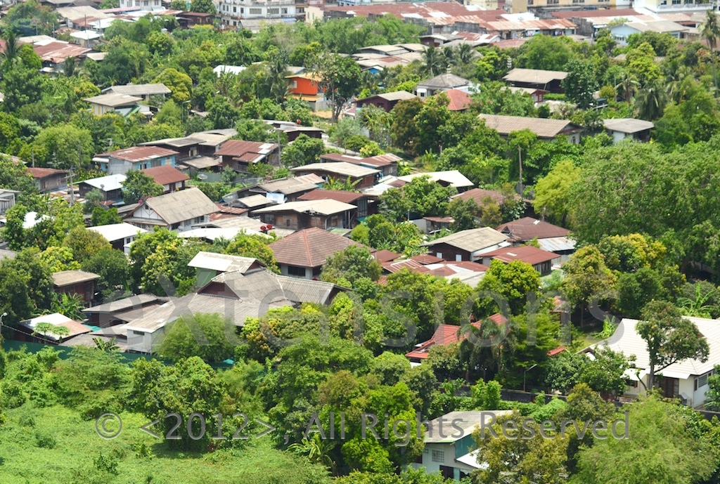 Thonburi side