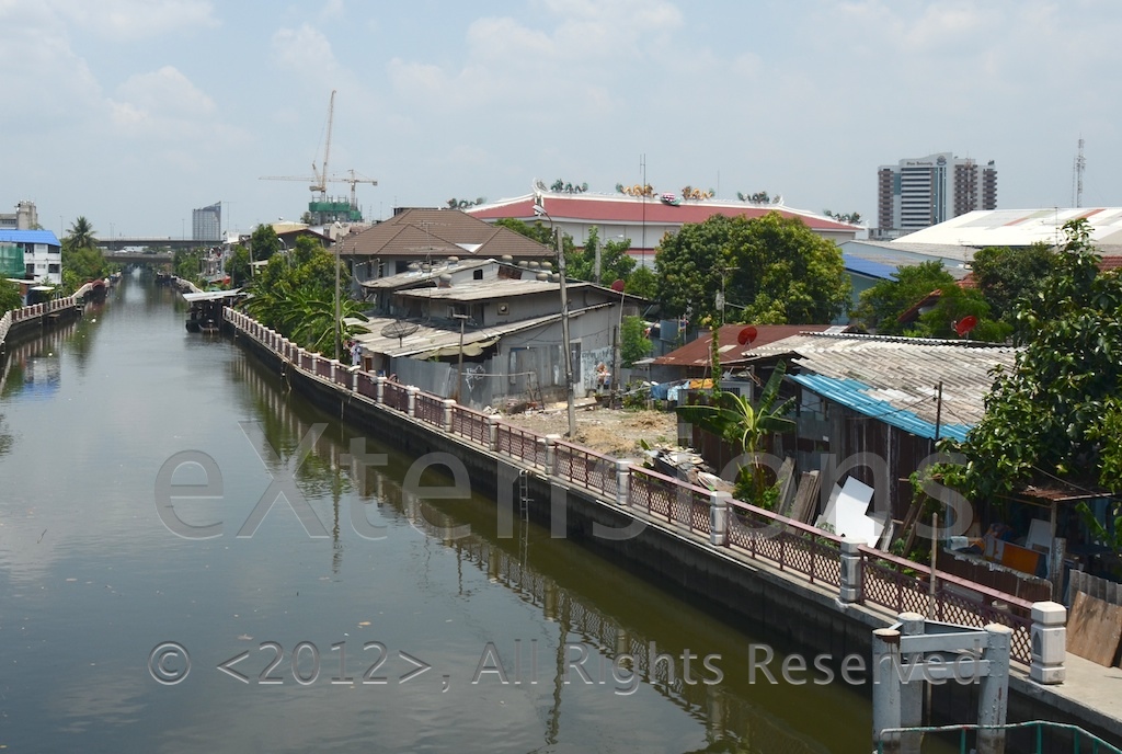 Thonburi side