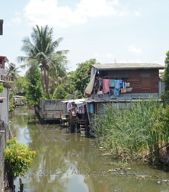 Thonburi side