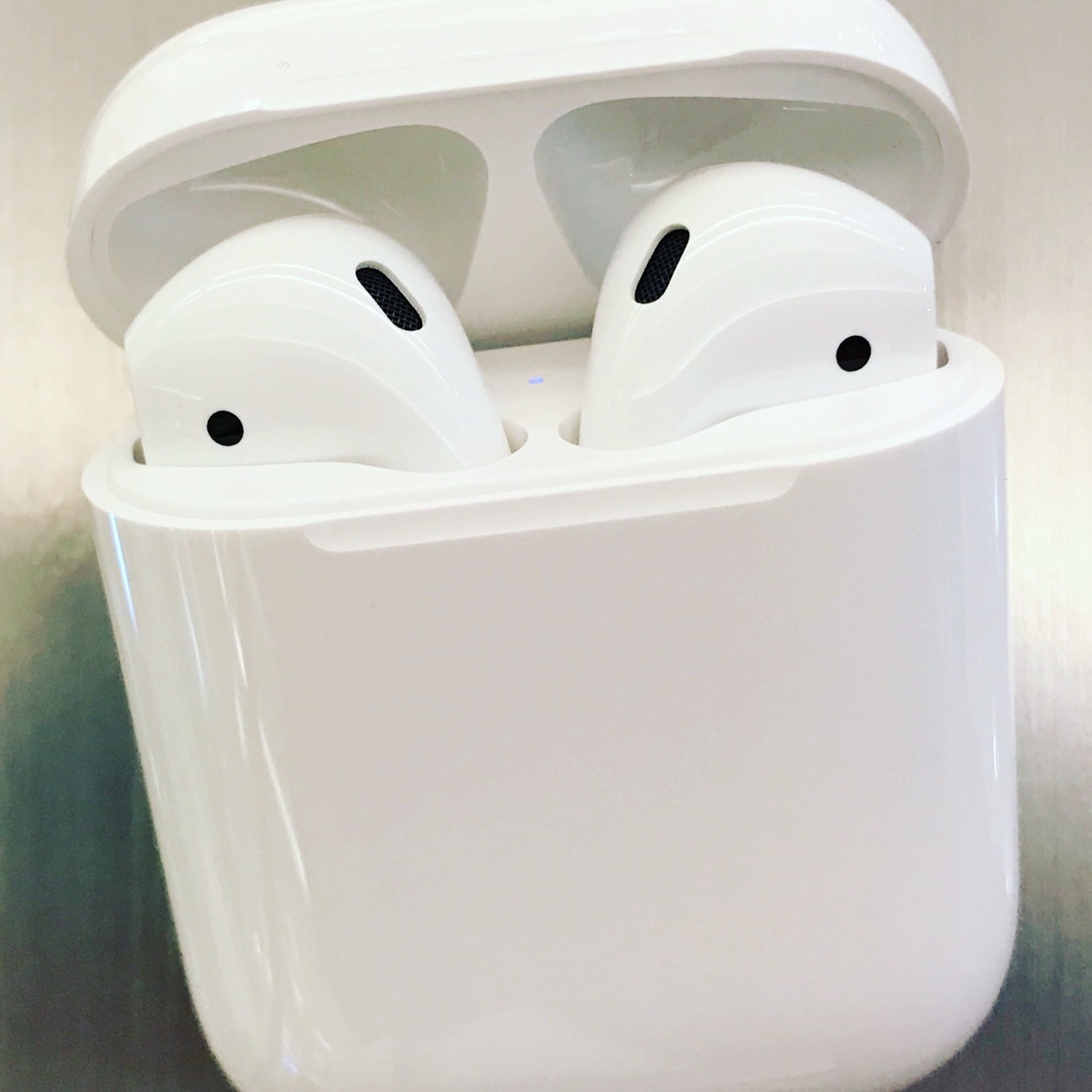 AirPods