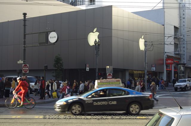 Union Square Apple Store 2007