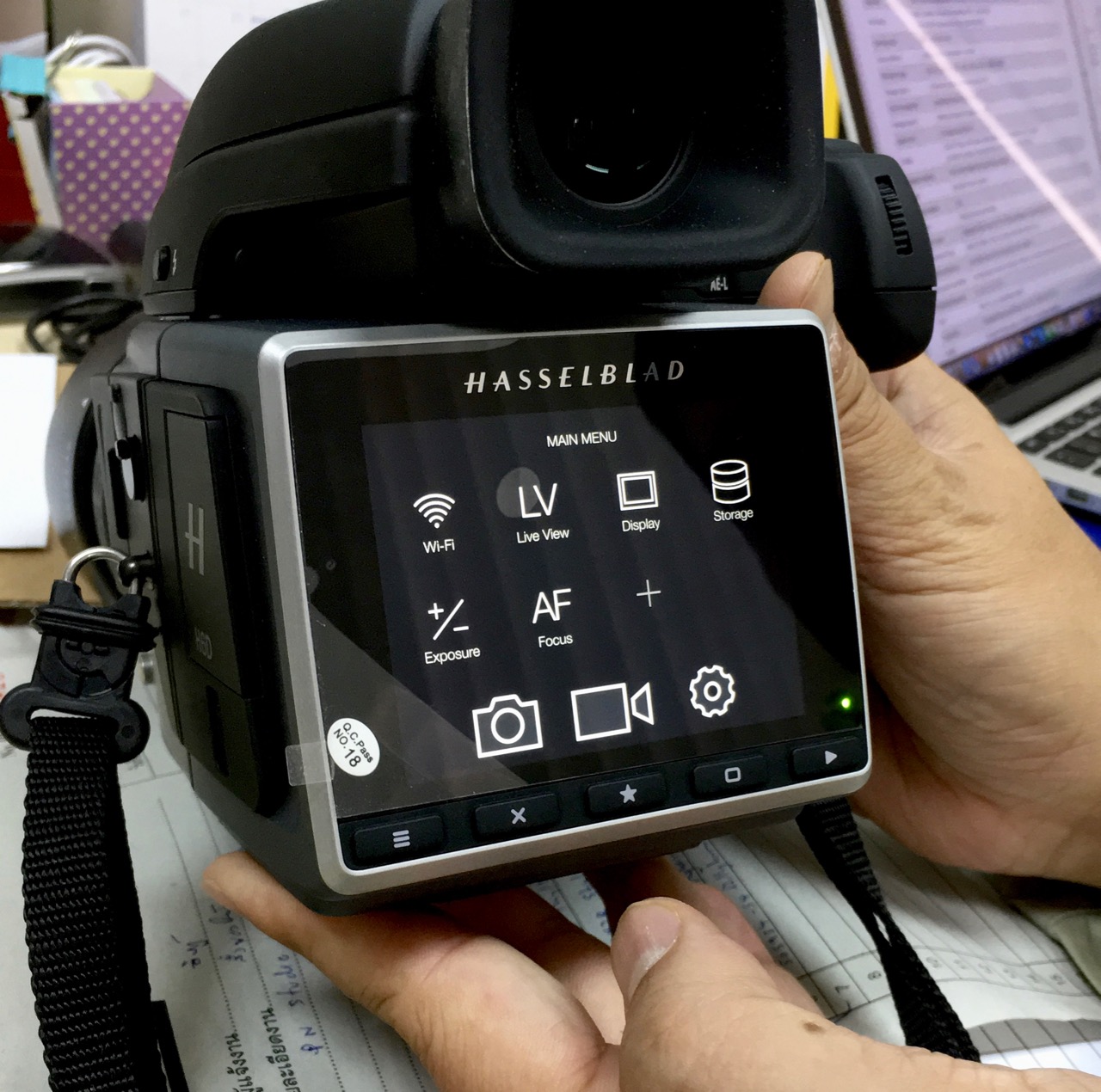 Hasselblad H6D