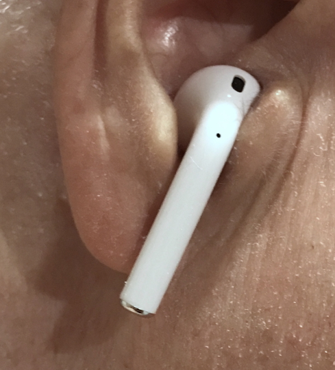 AirPods