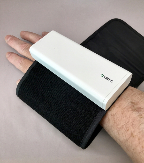 QardioArm - Smart Blood Pressure Monitor - Qardio Inc.