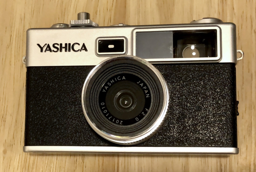 Yashica Y35