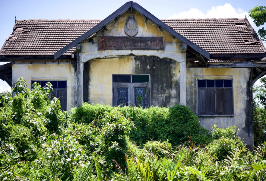 Old buildings - Banlaem