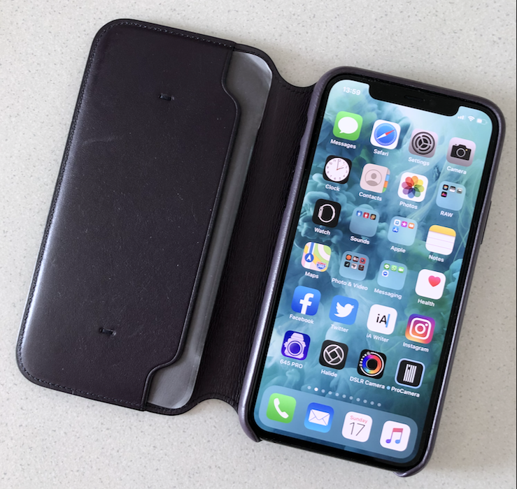 Folio case+iPhone 11