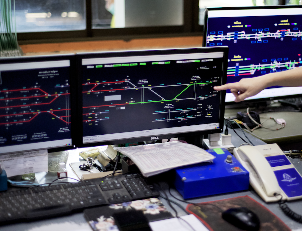 Track layout monitor