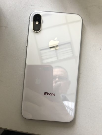 iPhone X