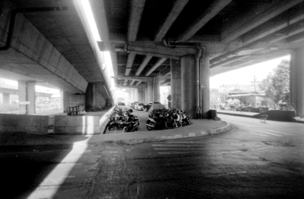 Harman Disposable camera output